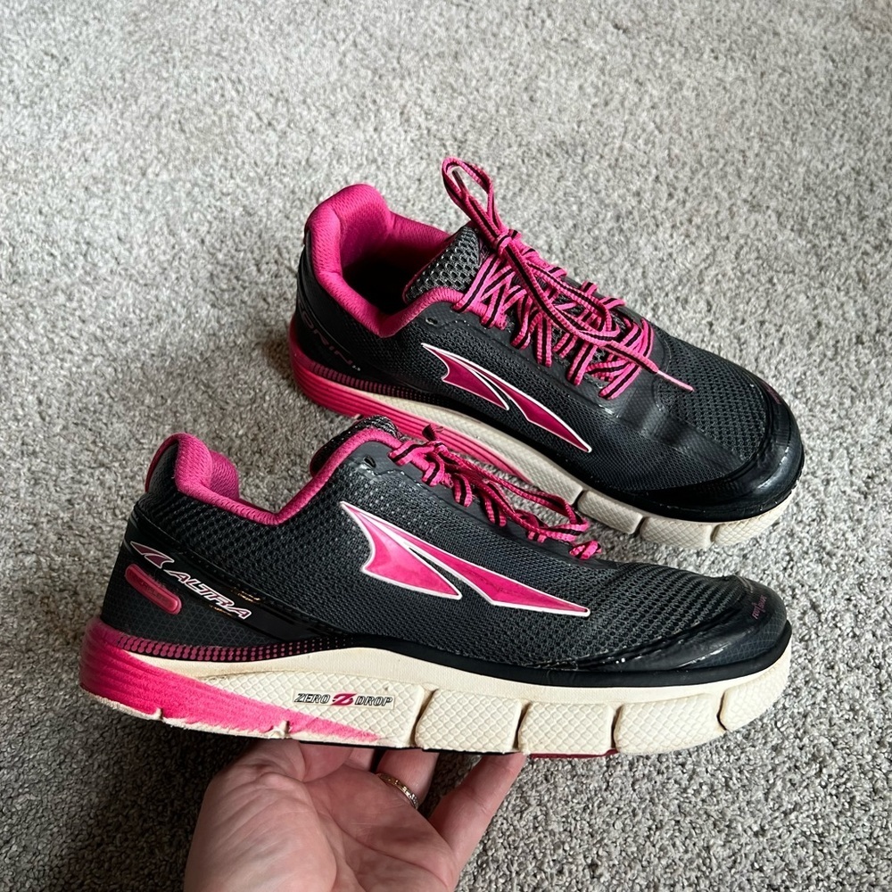 Altra Torin 2.5 Womens Size 8 Black Pink White Athletic Running Shoes Sneakers